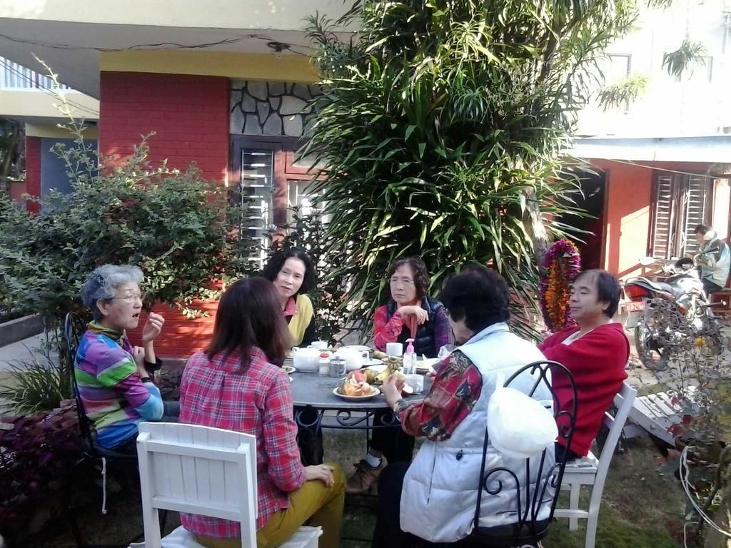 New Summit Guest House Pokhara Luaran gambar