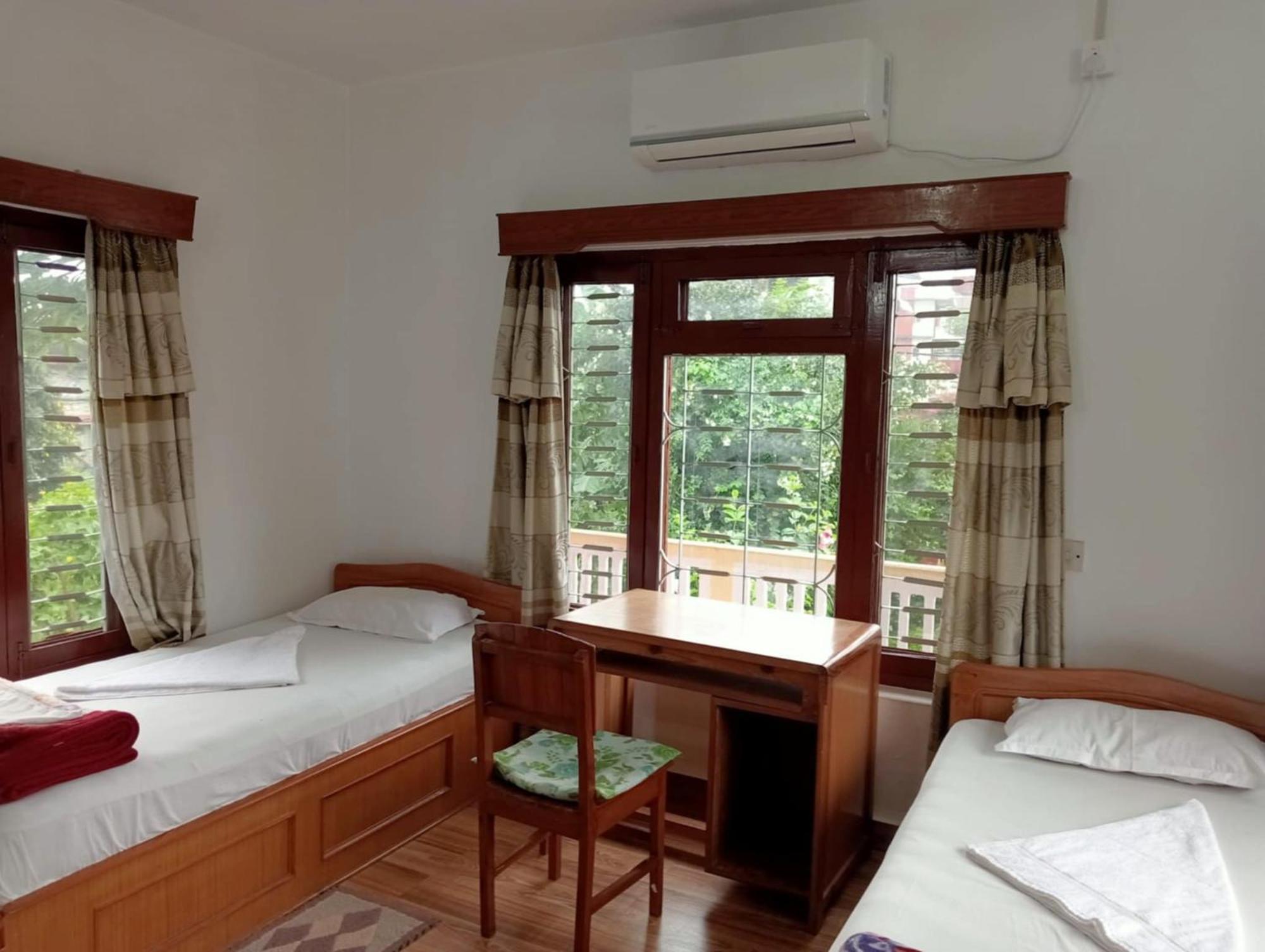 New Summit Guest House Pokhara Luaran gambar